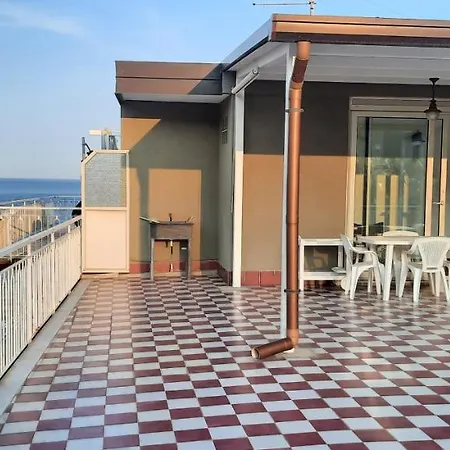 Timone Apartment Roccalumera Exterior photo